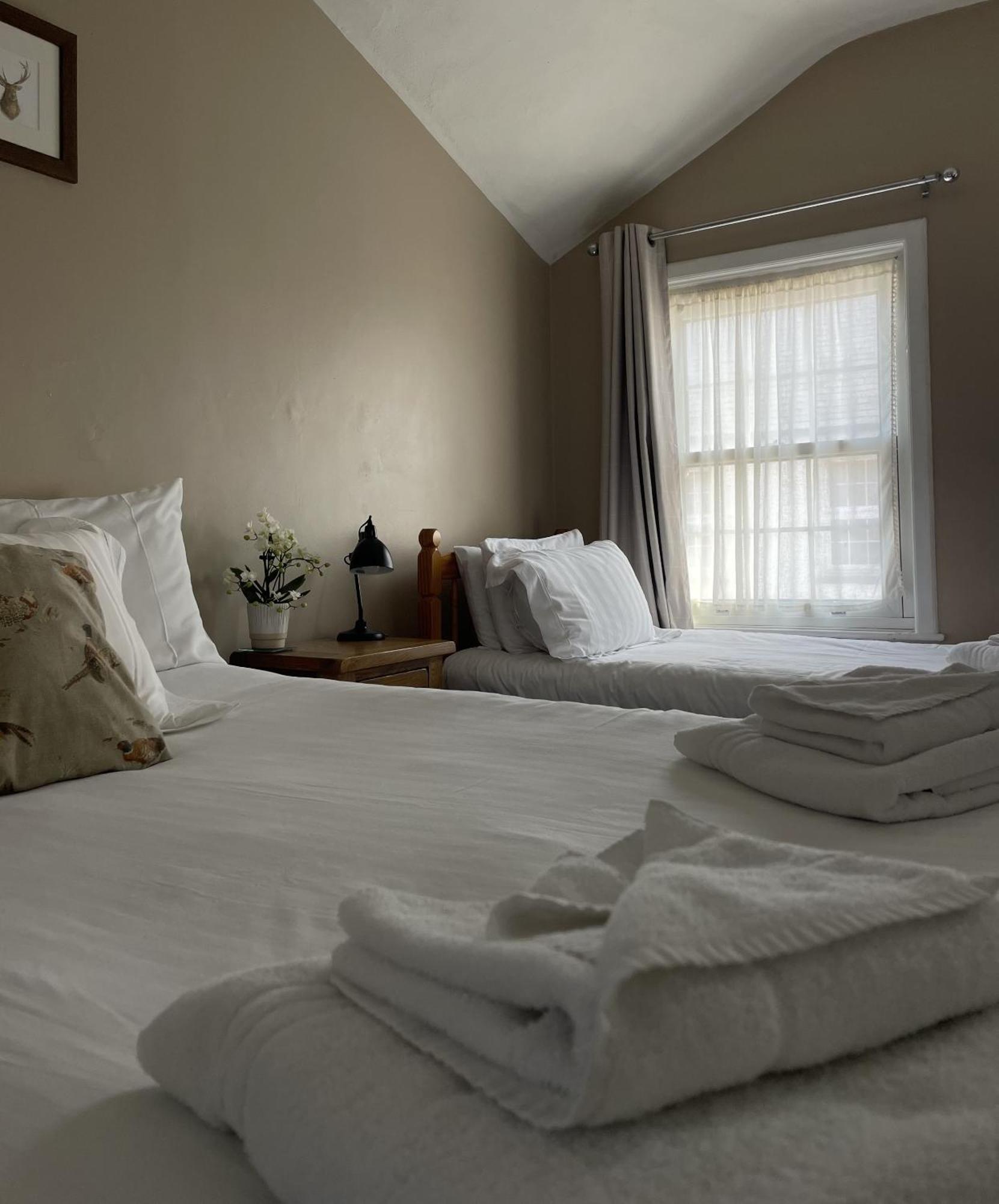 White Hart Hotel Wiveliscombe Camera foto